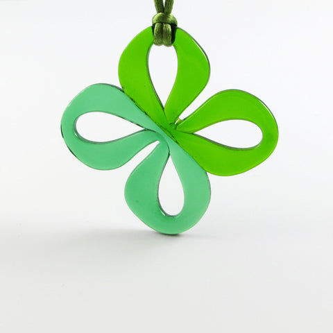 Mariposa Glass Pendant - Green