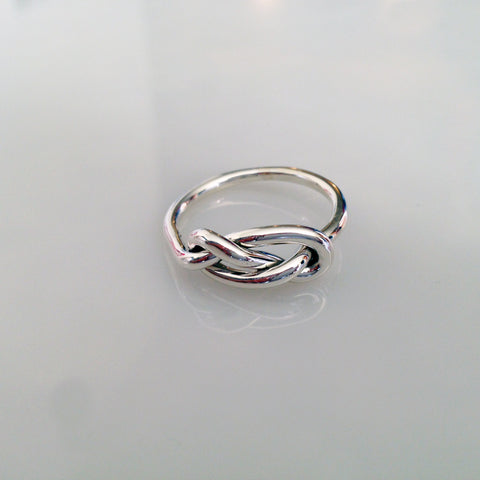 Infinity Knot Ring – TistiK